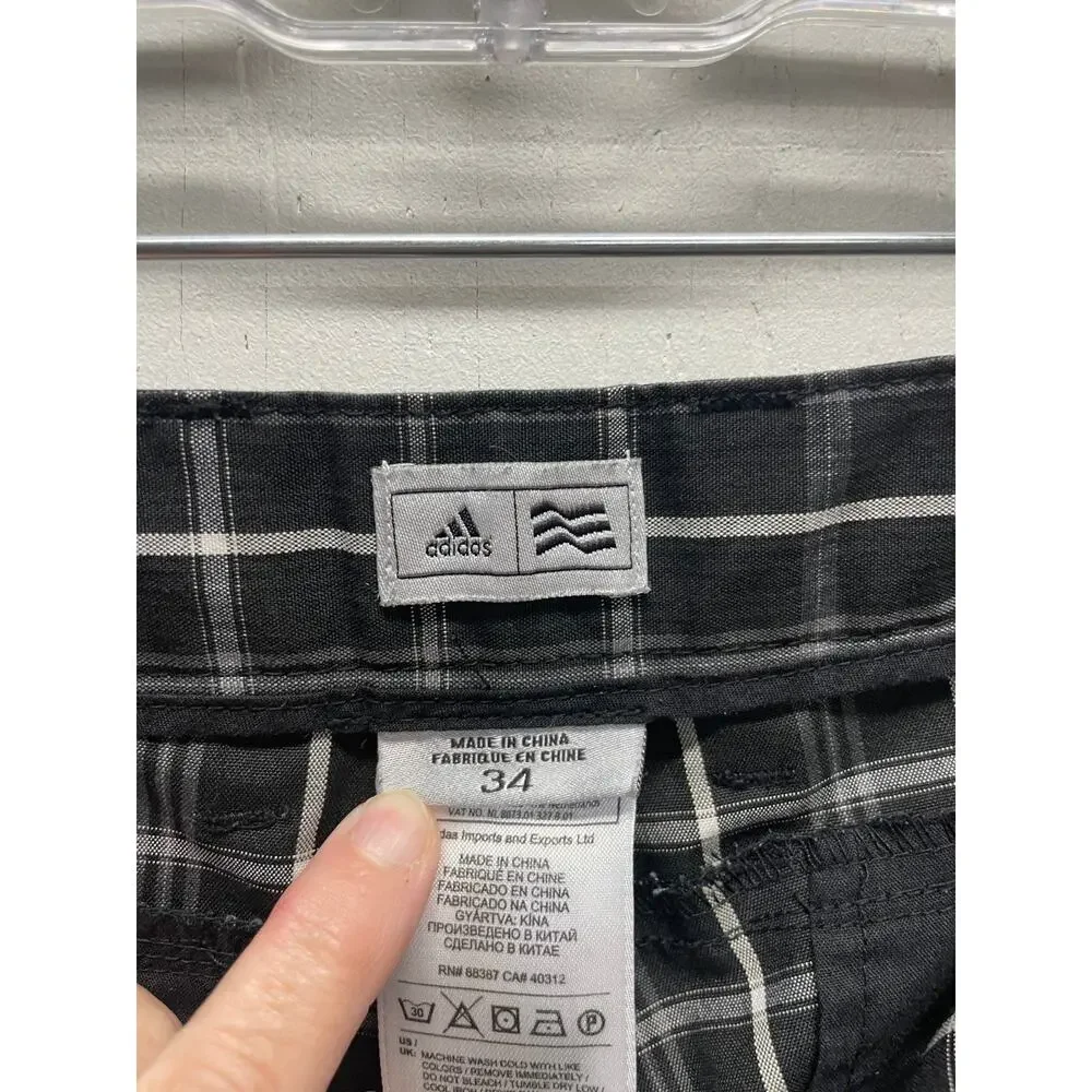 Adidas Men's Shorts Size 34 Black Plaid Golf Activewear Flat Front Chino Style